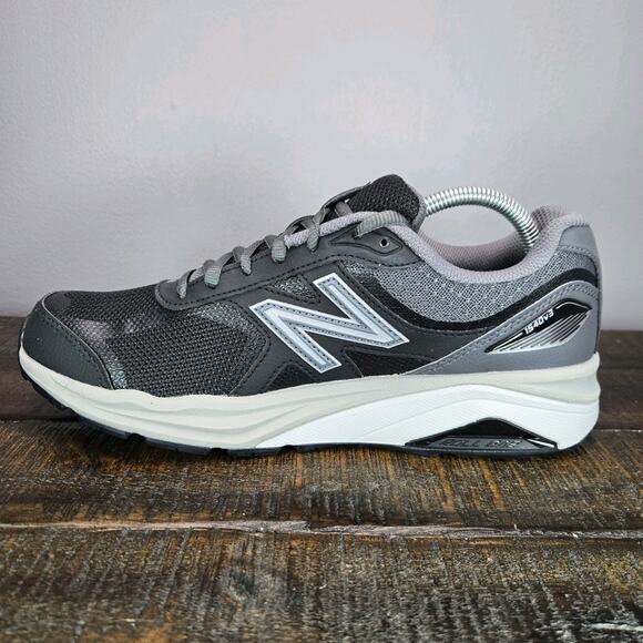 NEW New Balance 1540v3 Mens Size 9 B Narrow Running Shoes M1540BK3 - Picture 6 of 11